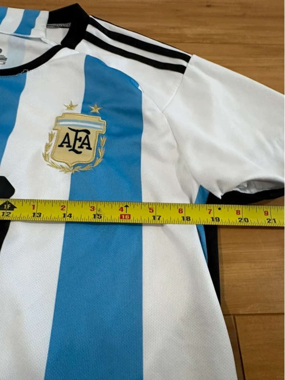 Argentina Messi #10 Soccer Jersey Short Sleeve Sky Blue White Striped - Picture 3 of 5